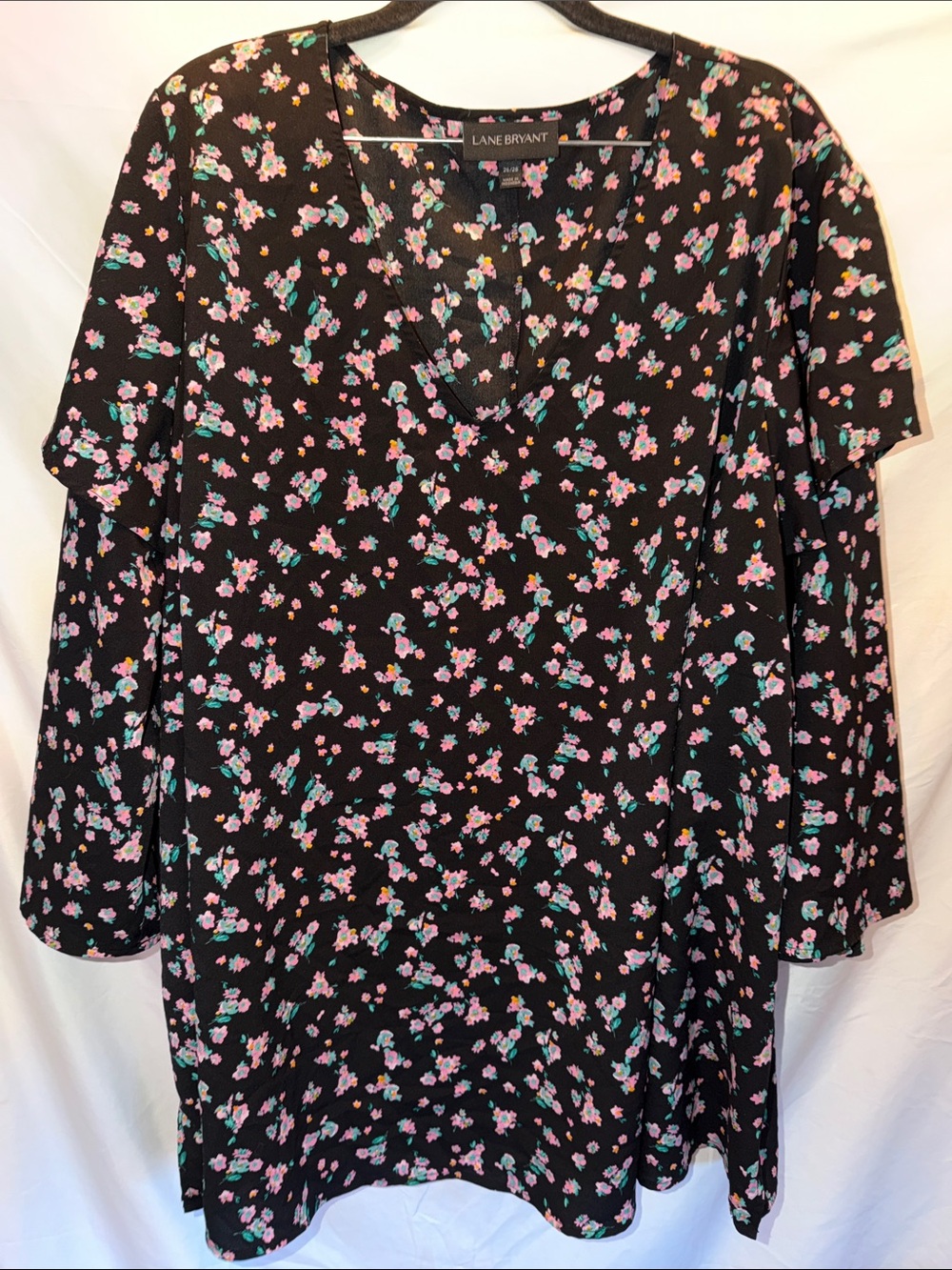 Lane Bryant Floral V-Neck Tunic, Double Ruffle Bell Sleeves, SZ 26/28, (T1-370)